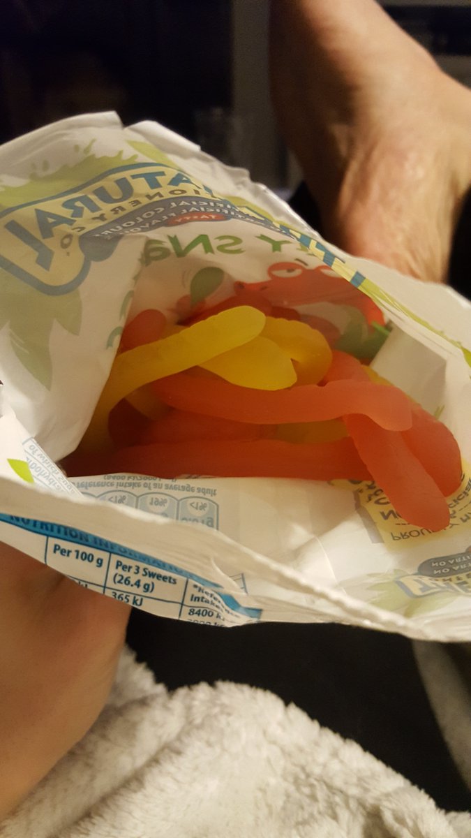 ffs! one red, all the rest orange and yellow #jellysnakes
