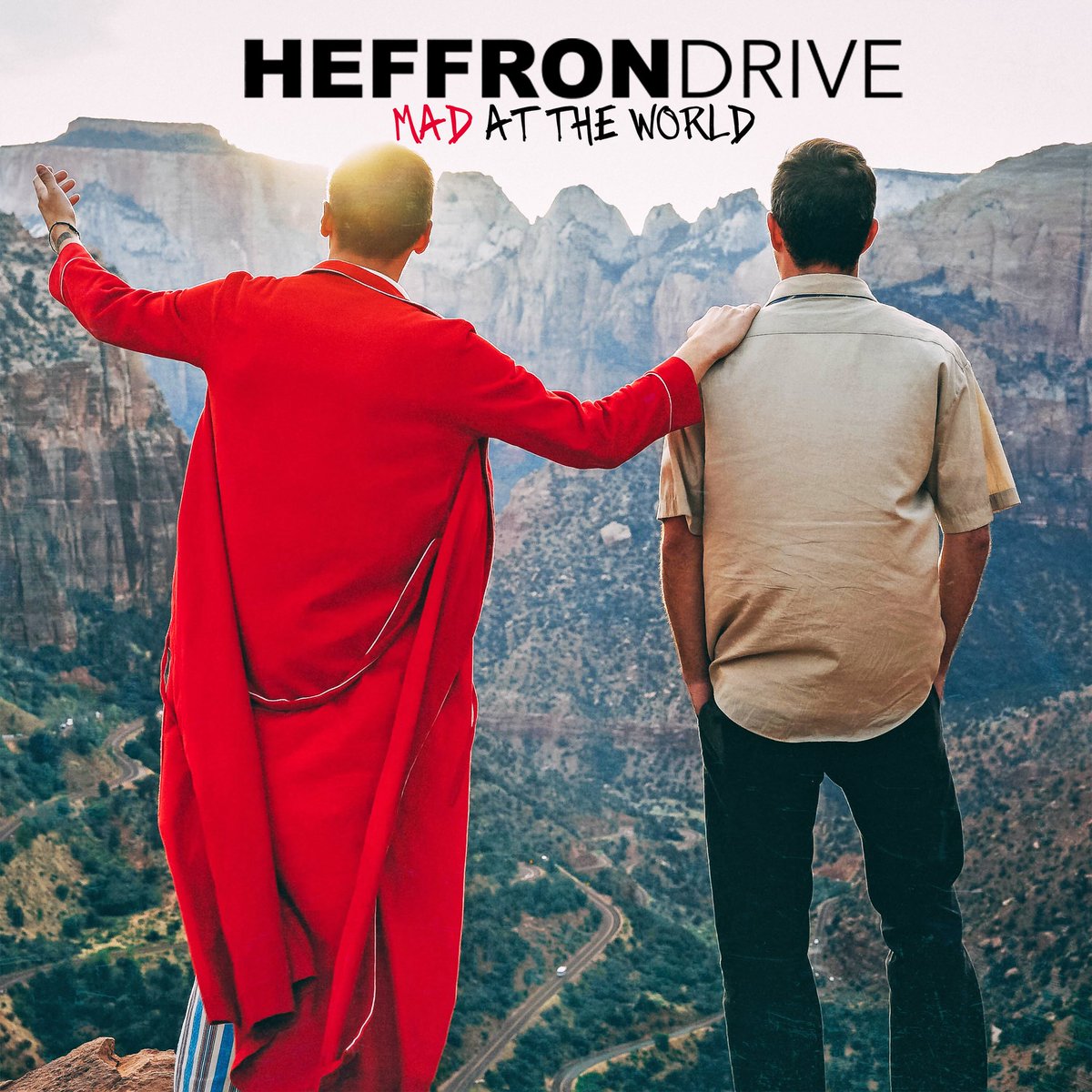 palomahecht's tweet photo. Se viene se viene se viene.... NUEVO SENCILLO @HeffronDrive CON UN VIDEO DE IMPACTO! #MadAtTheWorld ENERO 19‼️ https://t.co/0TqLDbFCAx