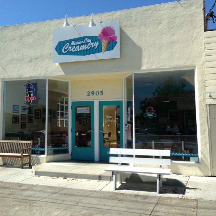MissionCreamery's tweet photo. We hope you all had a wonderful #holiday spent with #family and #friends! We're looking forward to seeing you back in the shop - so stop by and say hi! 🍦 #icecream #SCU #MissionCityCreamery https://t.co/pRDorHAkTO