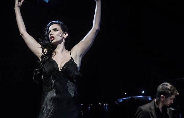 AleVeroutis's tweet photo. #MAÑANA 21 horas ÚNICA FUNCIÓN de #Fontango .  @ANAFONTANOK le rinde tributo al #CafeConcert a 50 años de su creación. #TeatroAuditorium de #MarDelPlata https://t.co/LgOQjxQRWa