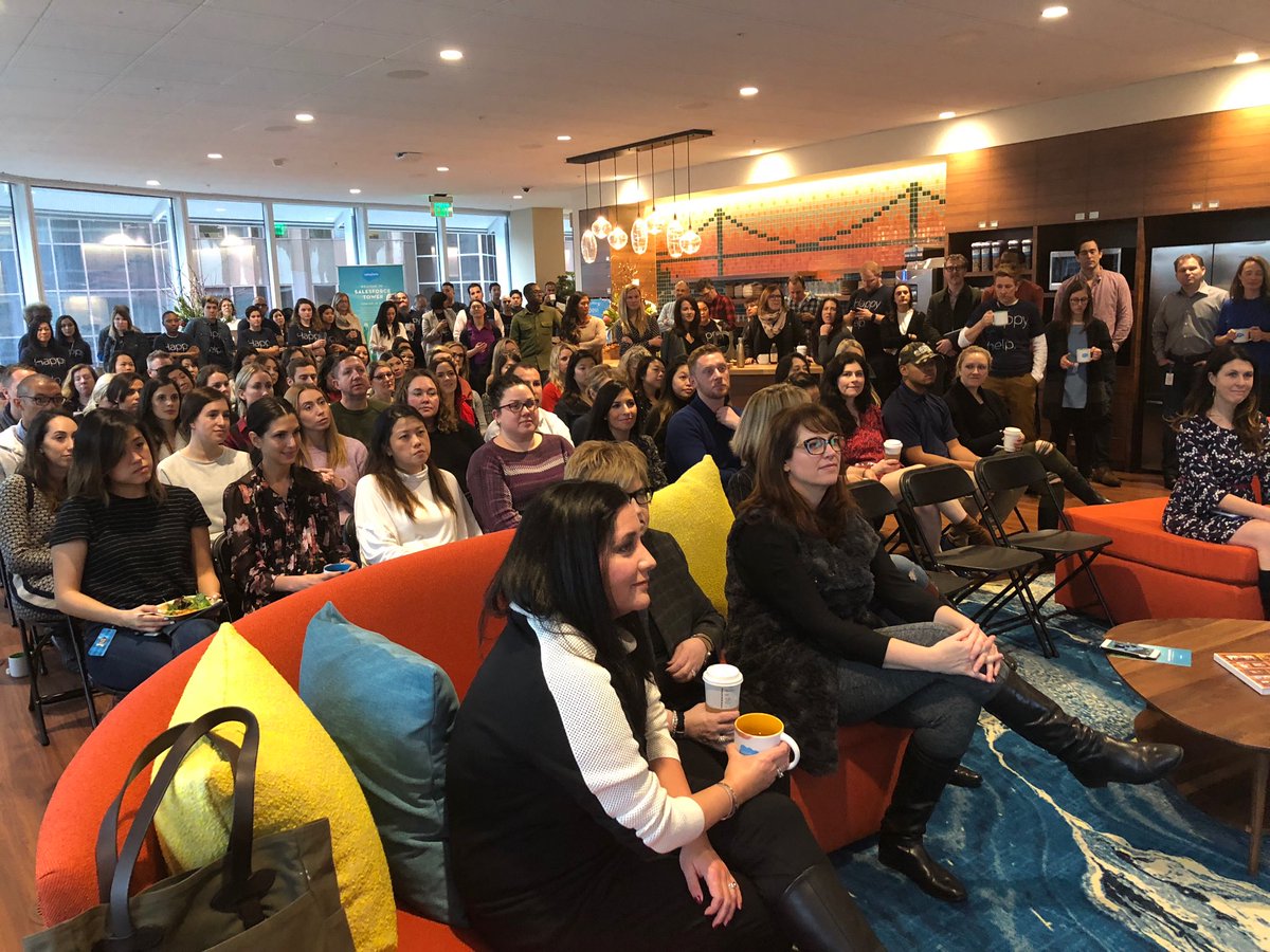 Benioff's tweet photo. Here they are: The first occupants of Salesforce Tower.  Very historic.  They Ohana are receiving their orientation on an amazing workplace.  May they do well and do good! https://t.co/XfAQi9MwCX
