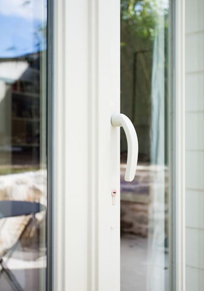 Belimed_sarl's tweet image. #Belisol c'est 40 d'#expertise, 78 #show-rooms, 1000 #collaborateurs, 3 #pays: #Belgique , #Pays-#Bas et #France, 4.2 #millions de #fenêtres #posées et 500 000 #portes posées! @afpfr 
#serieux #pvc #bois #aluminium #Vente #pose #menuiseries #extérieures #Stores #bannes #garage