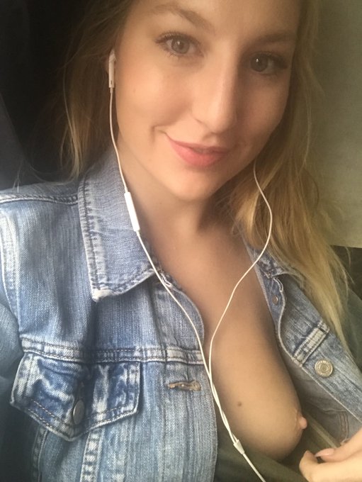 California&rsquo;s so cool, they have trains that actually carry people, I feel like I&rsquo;m Harry Potter! https://t<a href="/tag/la"class="tags"><span>#la</span></a><a href="/tag/xxx"class="tags"><span>#xxx</span></a>