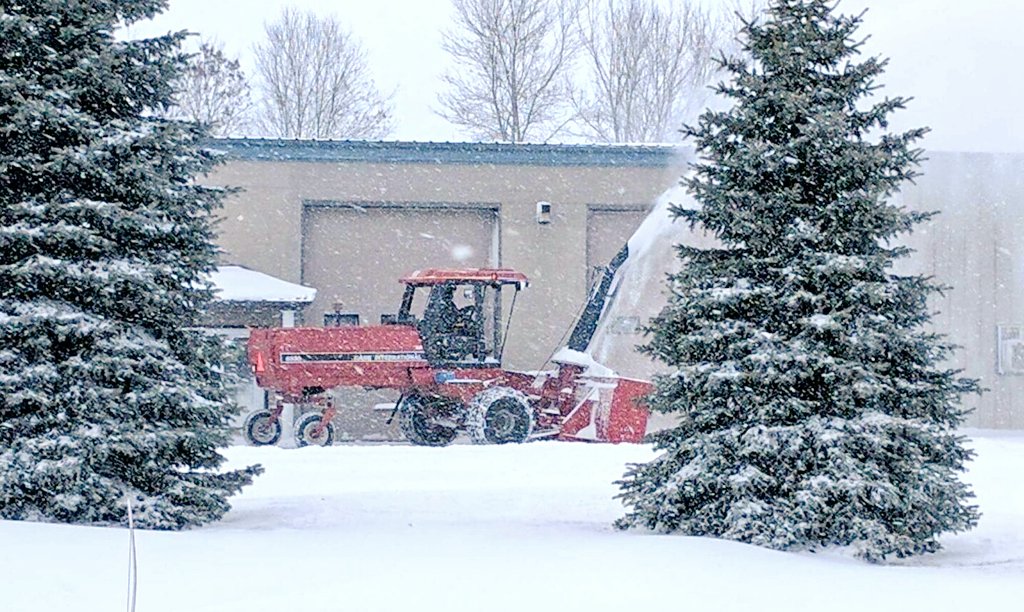EquipmentOnt's tweet photo. #Winter18 is in full force and the snow is piling up fast today. Leon found a solution to get the job done quickly with his @Case_IH Swather and homemade blower. #Stoltzcustomerphoto https://t.co/wEH29AWIUM