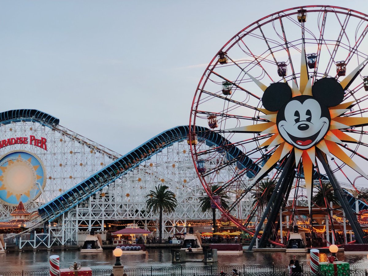 harryasdisney's tweet photo. I’ll miss you Paradise Pier 
You were a part of my childhood and im sad to see the best part of California Adventure go but grateful to be a part of your legacy 

RIP Paradise Pier 
February 8, 2001 - January 8, 2018 https://t.co/zflIks34xl