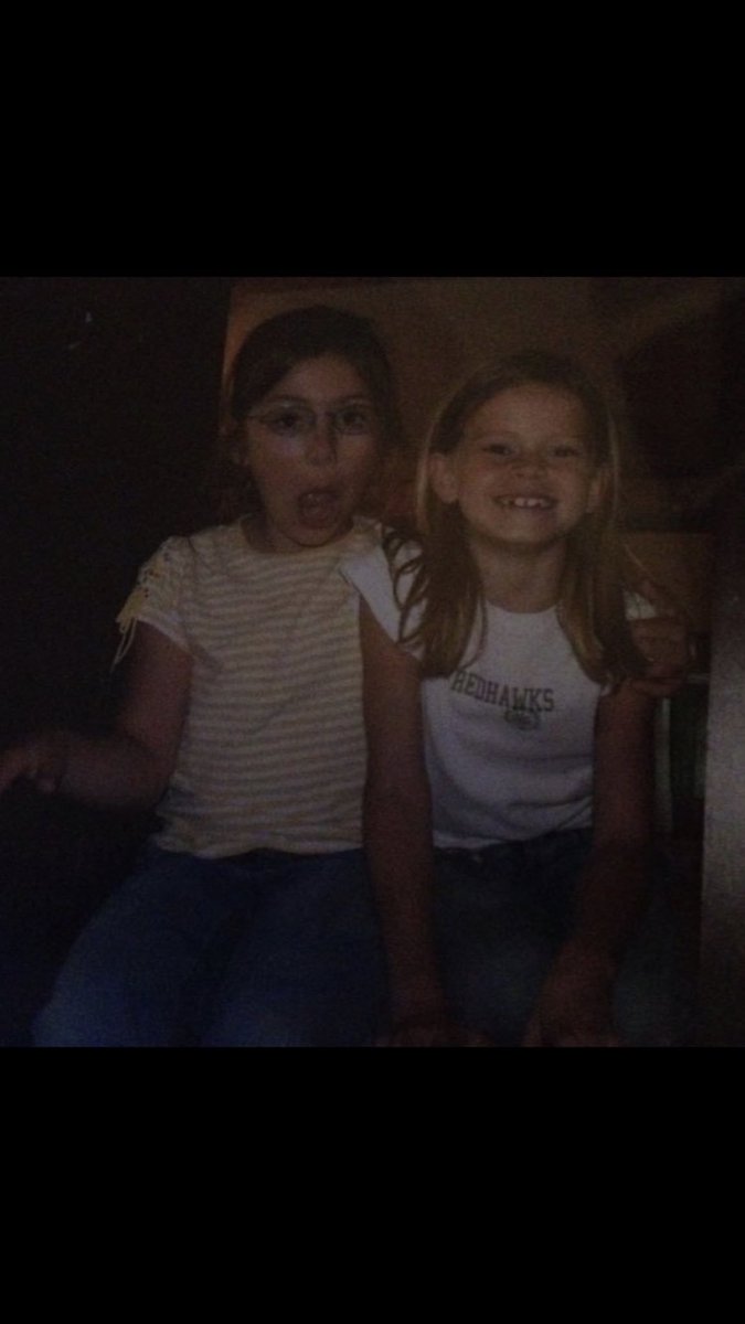 lizzyasch's tweet photo. Hey happy bday mace! Hope you have a great one❤️❤️❤️ @macyspielman https://t.co/GbEyah4AcM