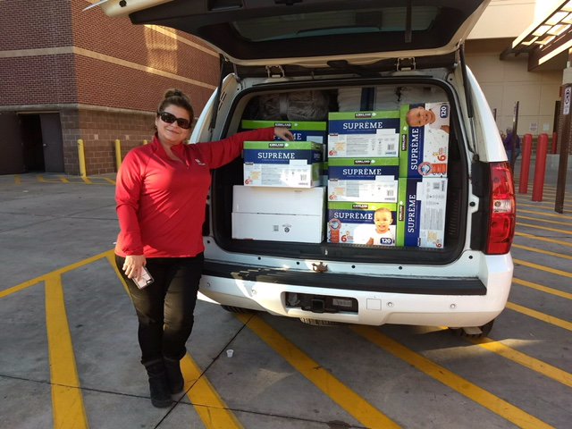 MadekshoLaw's tweet photo. To help the homeless of #Houston and victims of #HurricaneHarvey without homes, Madeksho Law hosted a drive for @StarOfHope. Thank you to everyone who donated! #giveback https://t.co/K4IAz13exk