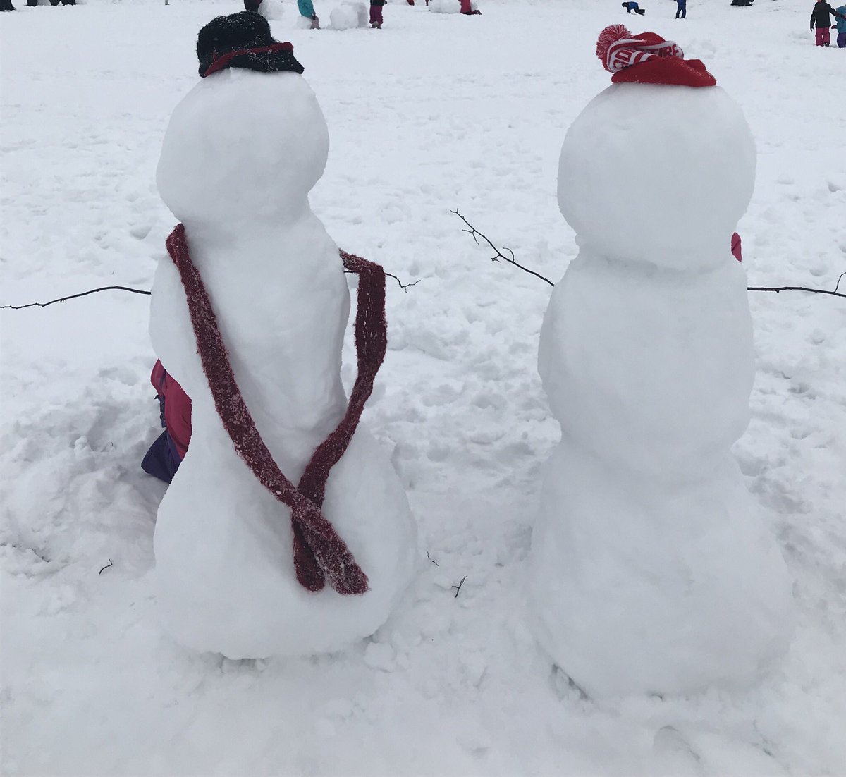 levicreekps's tweet photo. Welcome back to our entire Levi Creek community. The snowfall has caused lots of excitement. From caterpillars to snow people to mermaids. #havingfuninthesnow @levicreekcomestogether https://t.co/IKl2GYVxHe