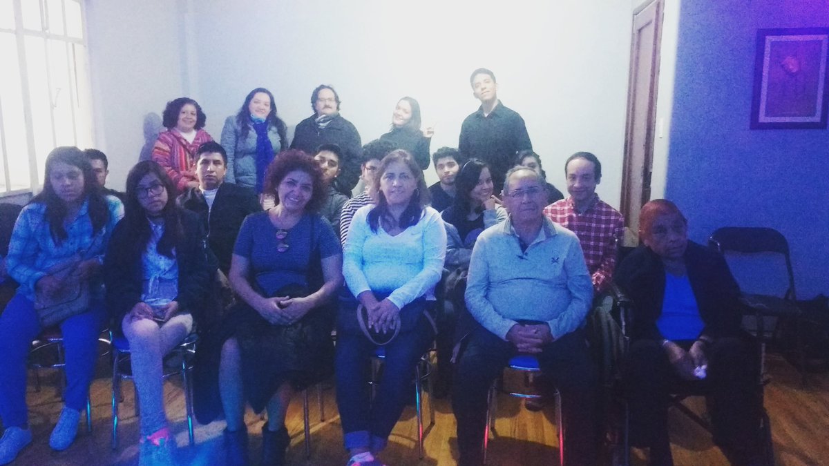 Desastre_Nav's tweet photo. Gracias al público que nos acompañó ayer a las últimas funciones de @Desastre_Nav y durante la temporada, regresamos el 30/11/2018 a @JuanaCataCdMx @VamosAlTeatroDF @alasbutacas @LocuraTeatral @PapaPandaTV @lemoncomunicamx @Todo_Teatro https://t.co/8mydYis1HD