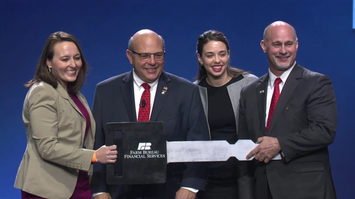 ColoFarmBureau's tweet image. Congratulations to @ms4cy! She is the 2018 #YFR Discussion Meet Champion. We are so proud of you! #AFBF18 #GoMarthaGo