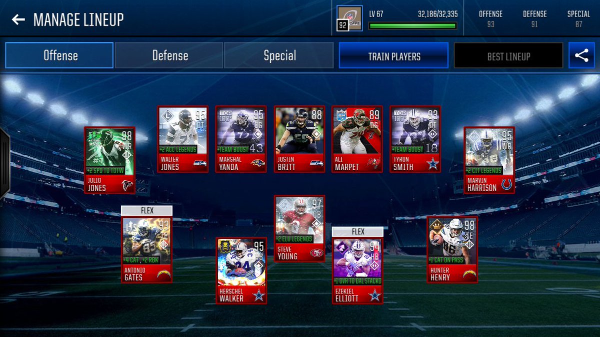 aaronseifert's tweet photo. @XavierGamingYT  I have enough collectables to get any totw captain and Any ULTIMATE FREEZE legend and don't know who to choose of you could take a look at my team and give me your opinion it would be appreciated. https://t.co/AvfIDQ1A65