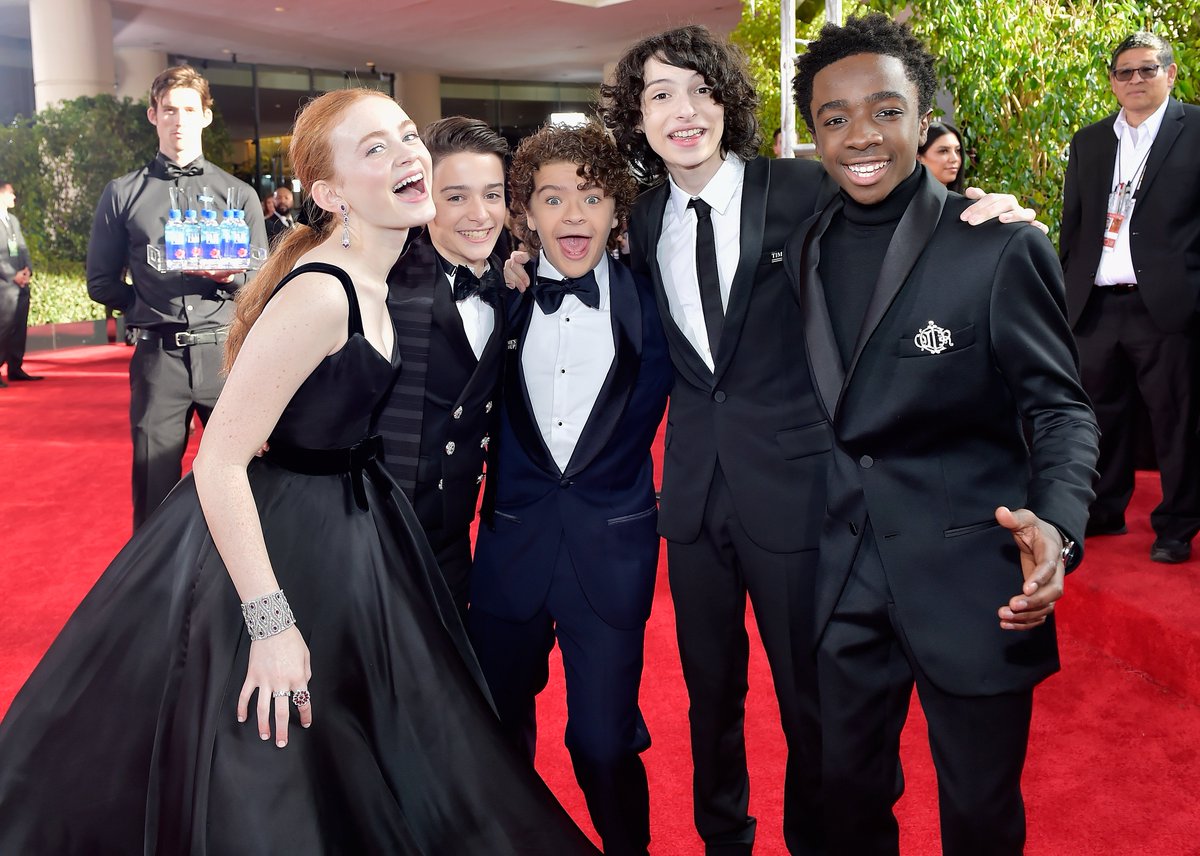 __cof's tweet photo. It's a look! From young Hollywood to industry veterans, check out the amazing fashion statements made on the red carpet at last night's #GoldenGlobes. Who stood out most? #CoF https://t.co/1lNbwOOYhC