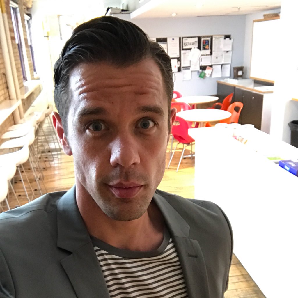gregwillread's tweet photo. #NewProfilePic https://t.co/tZHSCzV3LC