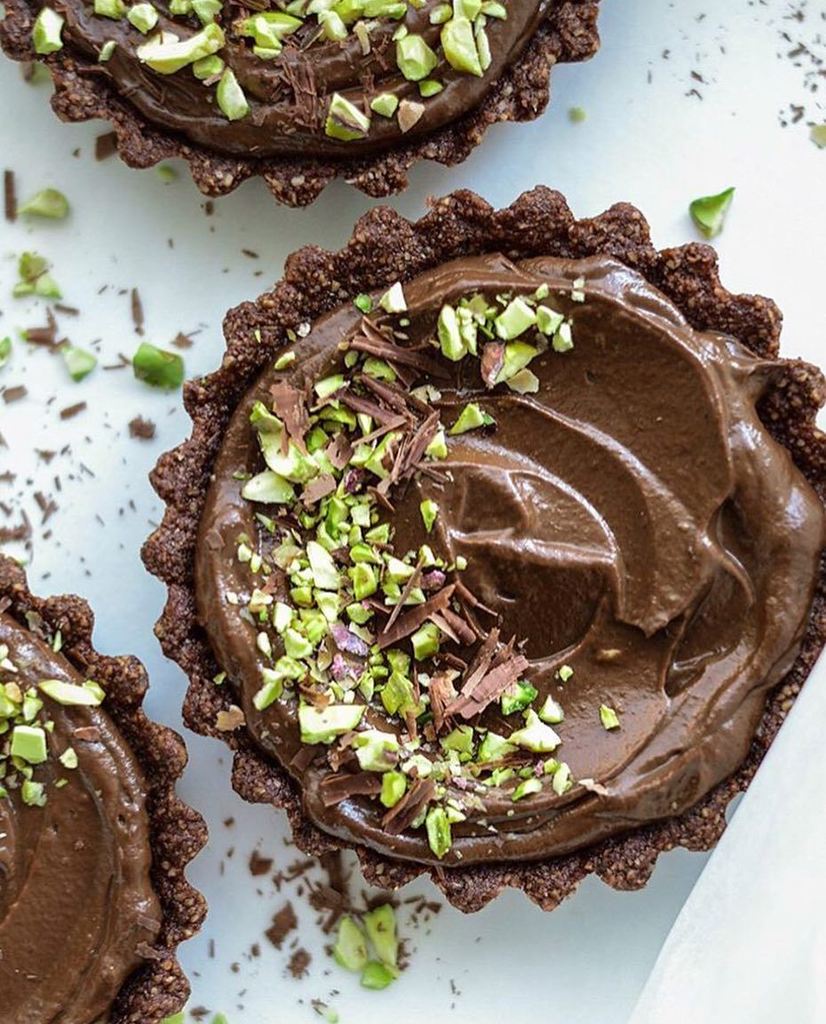 SettonFarms's tweet photo. On Monday’s, we must have something sweet!
Pic by @fit.foodie.nutter
#healthy #chocolate #healthychocolatetreat #vegan #vegantreats #vegansweettreats #healthydessert #healthyvegandessert #mondaysweet #afternoontreat #pistachio #poweredbypistachios #alwa… https://t.co/FJFkTgKcod https://t.co/OQOgHD18sX