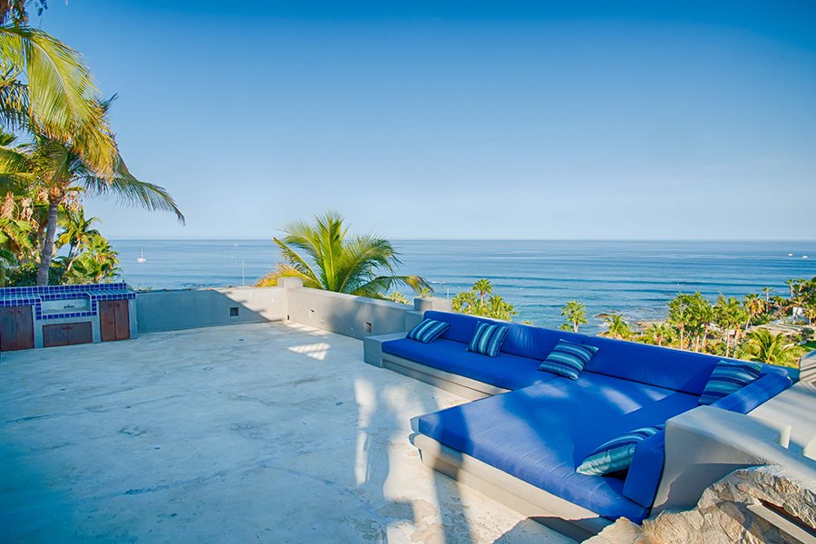 TheAgencyBaja's tweet photo. New Listing. Casa Paraiso, perched above Cabo Surf Hotel and Mike Doyle Surf School this three unit multi-family property is perfect for expanding, repositioning, and renting. Listed by @daneposey  
#liveinparadise #surfproperty

https://t.co/IAAIqIyzSq https://t.co/1cPBIcxjdl