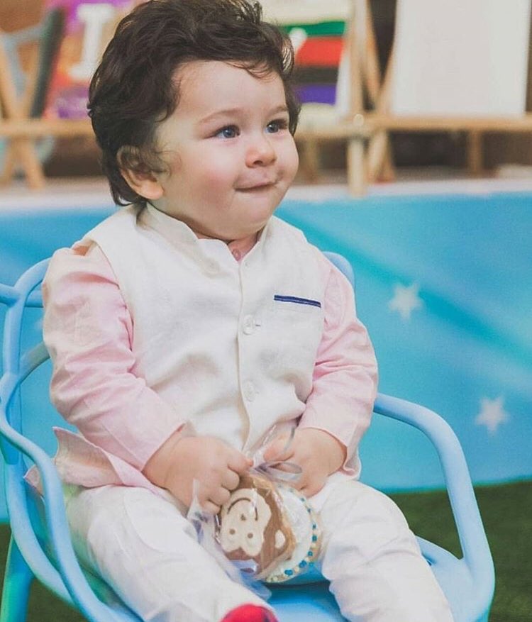 faisalnaved55's tweet photo. #veryn #TaimurAliKhan https://t.co/e1QHfR5743