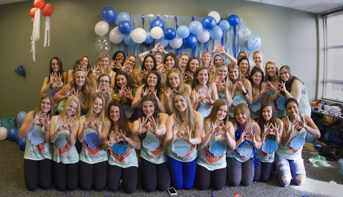 Now that we’ve welcomed 36 new sisters to ZTA, wouldn’t you think our collection’s complete? 🧜🏻‍♀️🌊👑 #bidday2018