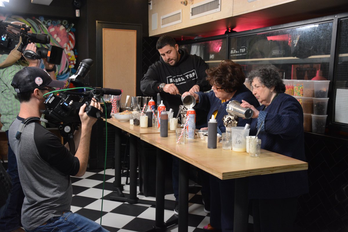 deniseswidey's tweet photo. So excited for 1/9 @RachaelRayShow when @thefoodflirts Marilynn &amp; Sheila get to eat their way through NYC's trendiest desserts! They had a crazy time learning how @blacktapnyc + @joeisidori make those awesome crazy shakes. https://t.co/b3NwLBB4ru