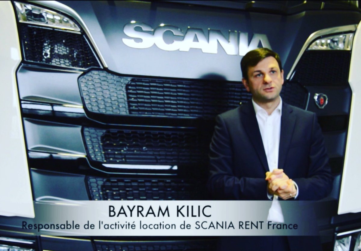 TIF20181's tweet photo. Retour en image sur FB de notre nouveau Naming avec @scaniafrance ⚽️😊🏃🏼#SWCup #footballfeminin #Interview #Naming #Scaniaacteurdusport https://t.co/3gGgV0siWw