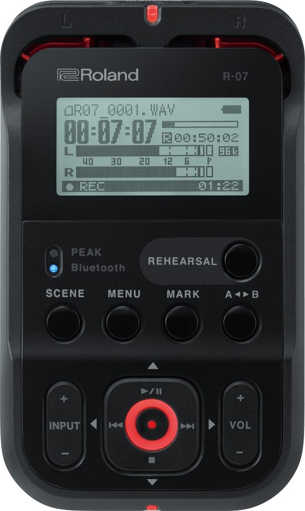 cdmblogs's tweet photo. Roland R-07 wants to be your next recorder - and your phone's friend https://t.co/k8NYoylTAW @rolandus @Qualcomm #aptX https://t.co/wnNr5z6Yp9