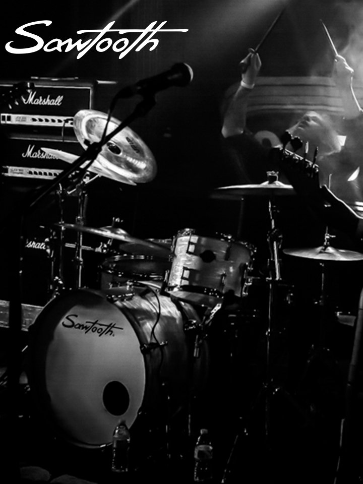 Sawtooth_Music's tweet photo. The amazing #MikeHansen in action on his #CommandSeries Kit live with #Hurricane . Learn more about our #Command Series Kits here: https://t.co/iVd90VBlwA #Sawtooth #SawtoothDrums #SawtoothCommandSeries #Drum #Drums #Drummer #Drummers #DrumSet #DrumKit #DrumLife #DrummerLife https://t.co/Nb10Ig2ndO