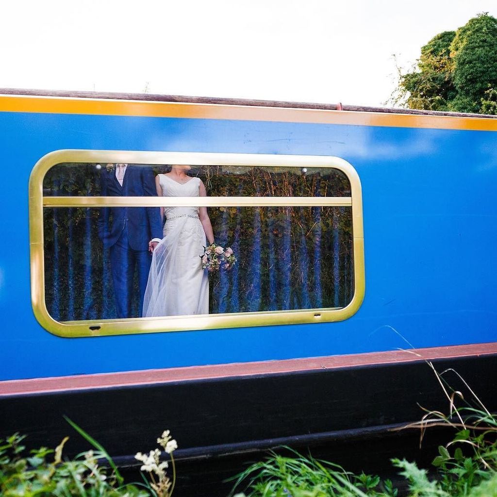 tonyhartphoto's tweet photo. Tow path reflections. Such a pleasure working for this fab pair over in Wiltshire last summer! @shona.e.harris #portfolio2018 #tonyhartphoto #weddingreflection #canalboat #towpath #weddingphotographer #wiltshirewedding #blue #windowreflection #brideandgr… https://t.co/iwenYeQTZO https://t.co/9kZEfSWQaM