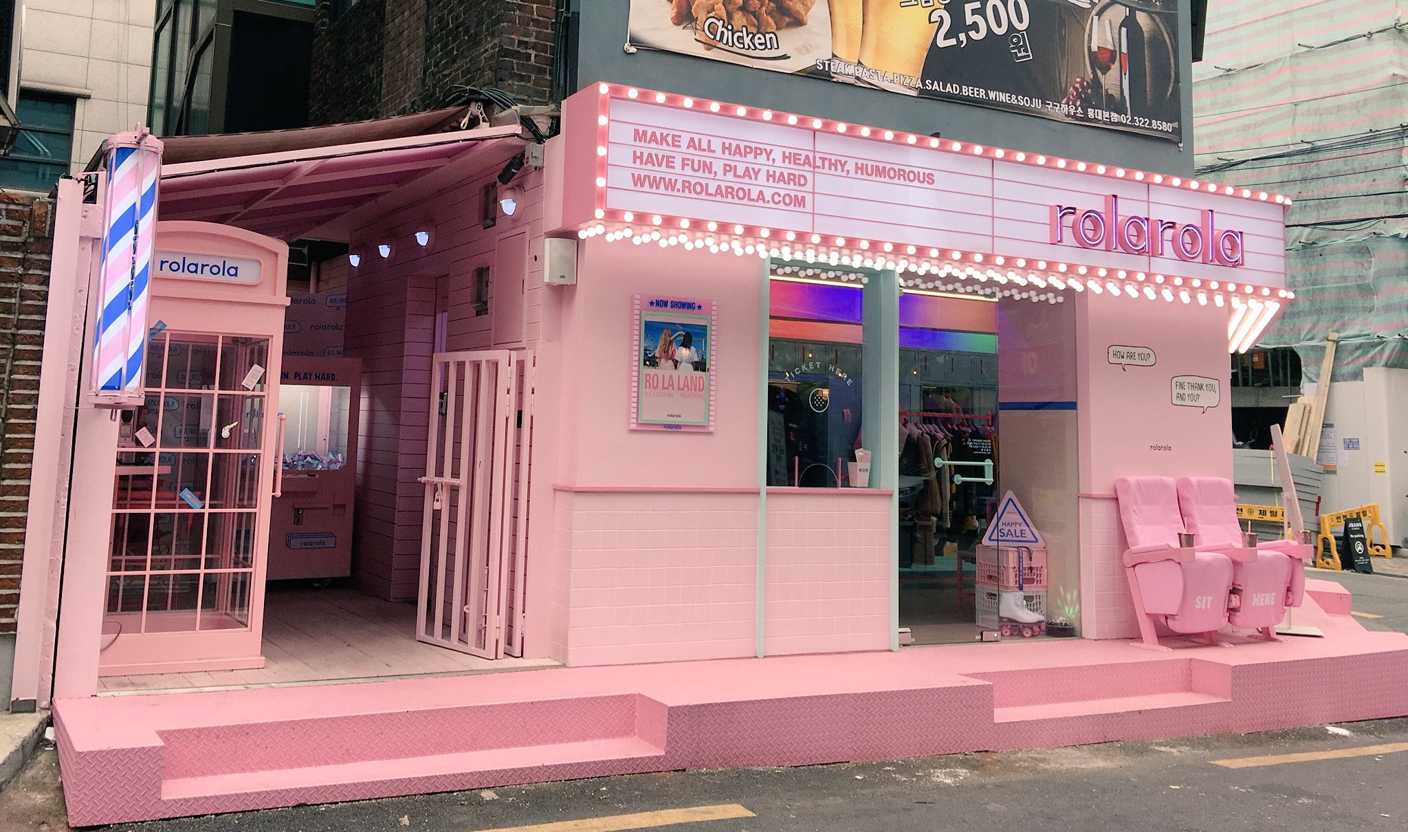 Twitter 上的 国際外語 観光 エアライン専門学校 公式 We Love 홍대 ホンデから少し足を延ばすとまだまだステキなお店がたくさんある バスに乗って 歩いて 発見するのがまた楽しい 韓国研修中 상수동 サンス洞カフェ通り 韓国旅行 かわいいお店 韓国