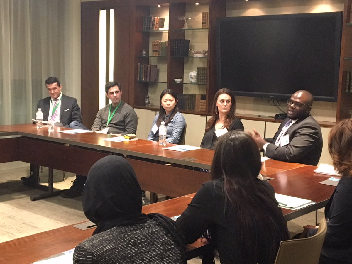 BottomLineOrg's tweet photo. Live from NYC:  We're so proud of Bottom Line Students. They have come so far since beginning their college applications with us a few years ago. With graduation on the horizon, they are working hard to network and prepare for the working world at our NY Career Expo. #gofar https://t.co/ZRRTQ80hmo