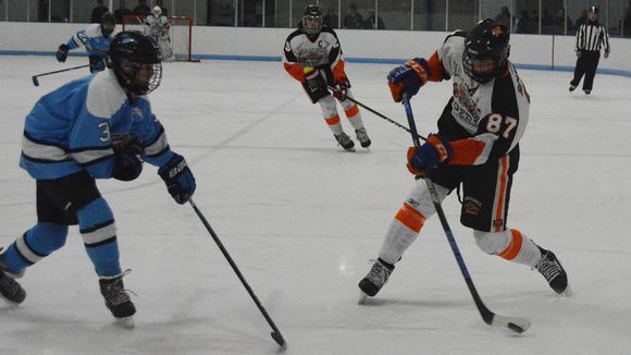 Latest <a href="/LoHudHockey/">lohud hockey</a> Top 10 rankings: lohud.us/2mfXmYS

1. <a href="/mhsvarsitysport/">The Jungle</a> 
2. <a href="/suffernhockey/">suffernhockey</a> 
3. <a href="/FPHockey/">Fordham Prep Hockey</a> 
4. <a href="/Ders_Faithful/">Ders Faithful</a> 
5. <a href="/NRRaiderHockey/">NorthRockland Hockey</a> 
6. @brewtownpuck 
7. <a href="/RTHTITANSHOCKEY/">RTH TITANS</a> 
8. <a href="/CavaliersPuck/">Harvey Hockey</a> 
9. <a href="/Pac_hockey/">Mahopac Hockey</a> 
10. <a href="/pmhsvarsitypuck/">Pelham Hockey</a>