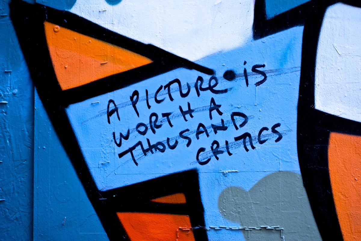 Looking For A Sign  caslworks.com/2011/09/02/loo… via <a href="/CASLworks/">CASLworks</a> #graffiti #contemplation