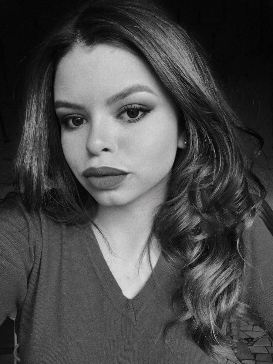 nicharlos's tweet photo. • we’re all the same • 
#tuesdayselfie 💥
{ @ethandolan ~ @graysondolan } https://t.co/KznjeI5ghc