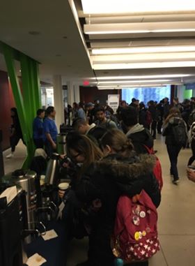 BBYCanadaJobs's tweet photo. Hanging out at @UBCSauderSchool this afternoon with our Business and @UBC_CS friends giving out free coffee, chatting about our summer internships in ecomm, IT, finance/accting and marketing. Our internships run May 1 - Aug 31! #beanintern #beamazing @BestBuyCanada https://t.co/SW2f7cf3UG