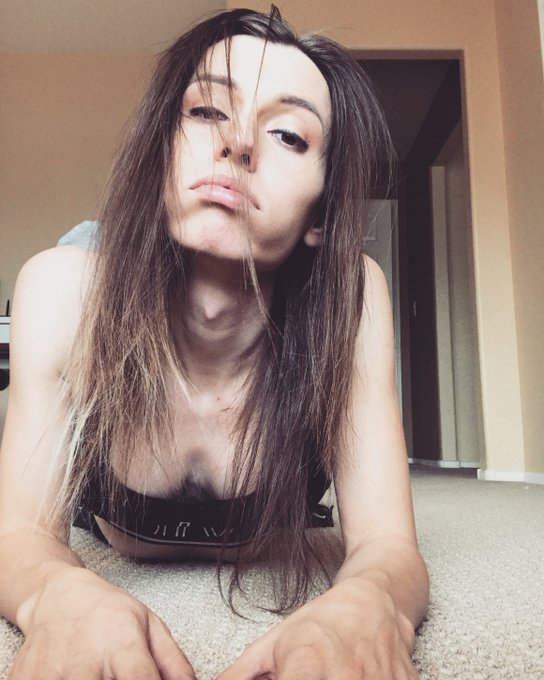 Feeling like a new person lately. Feels good. https://t.co/un1VypJdLN