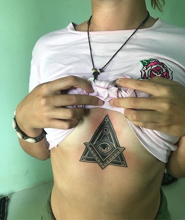 zoedollfans's tweet photo. Hermoso tatuaje de la #muñequita @ZoeDoll5 😍😍😍 https://t.co/mRMkdJNNCk