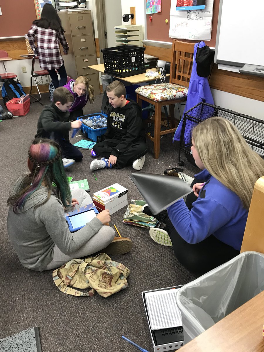 Thanks <a href="/CadamsCraig/">Craig Adams</a> <a href="/Szydlowskim/">Mike Szydlowski</a> <a href="/windyshull/">Windy Shull</a> for loaning us such great things to explore #inquiryboxes