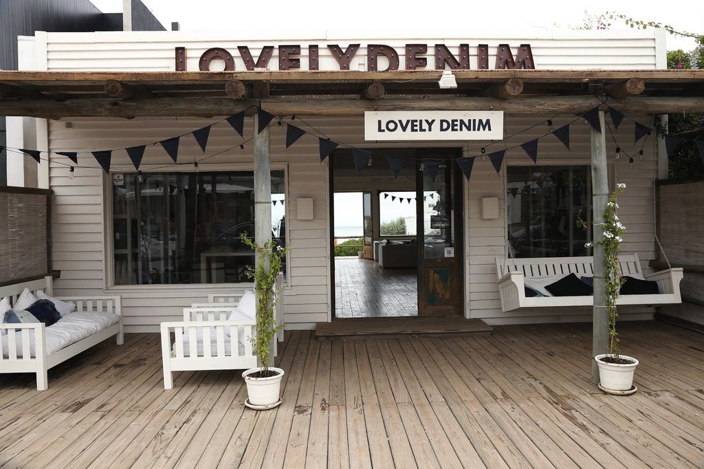 Get Tienda de decoracion de playa For iPhone Free