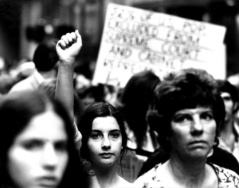 britannica_edu's tweet image. #ImageQuest #PhotoOfTheDay: The faces of a 1971 women&apos;s liberation march in New York City. #InternationalWomensDay
