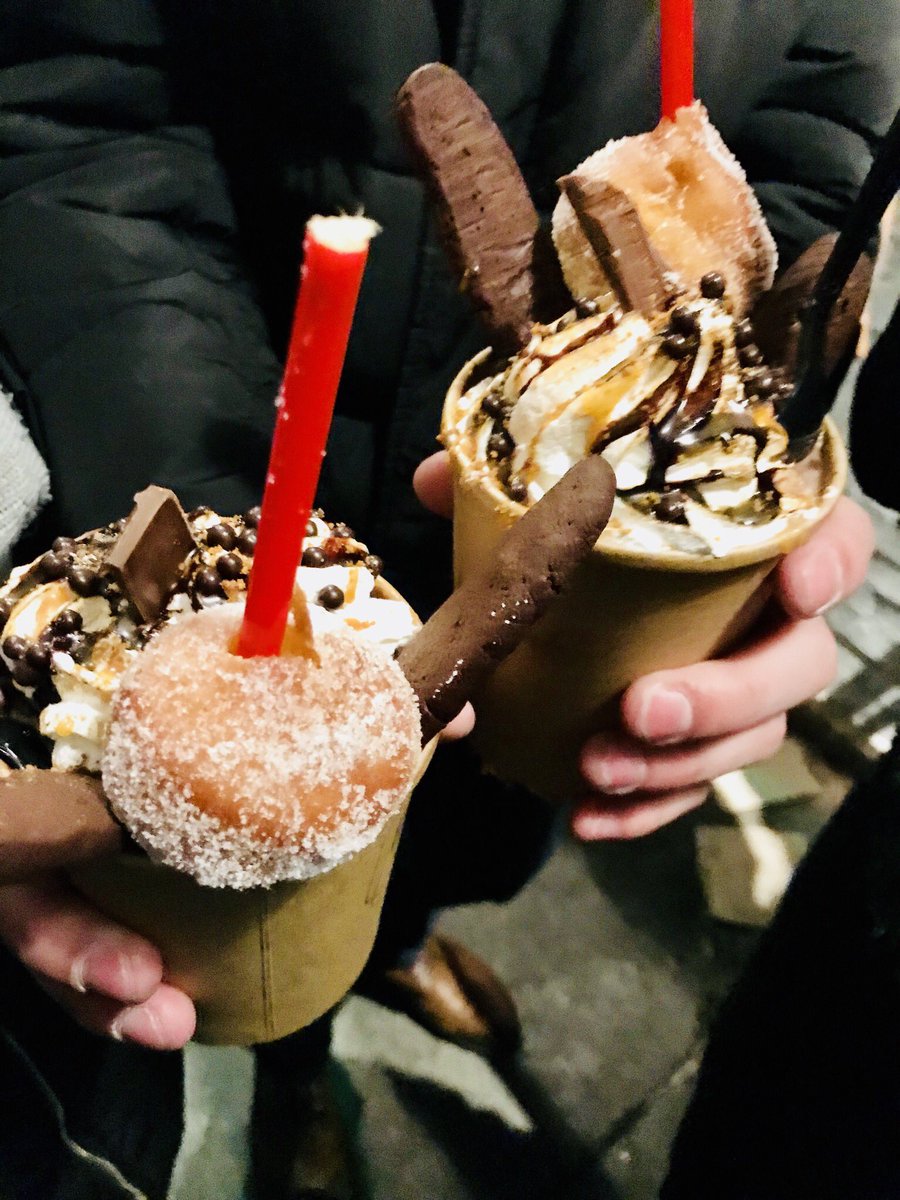 TheDrinkTank's tweet image. #fieldresearch at its finest - #bombobar - the fanciest #hotchocolate to grace #chicago @DineAmicGroup @BomboBar #fromscratch