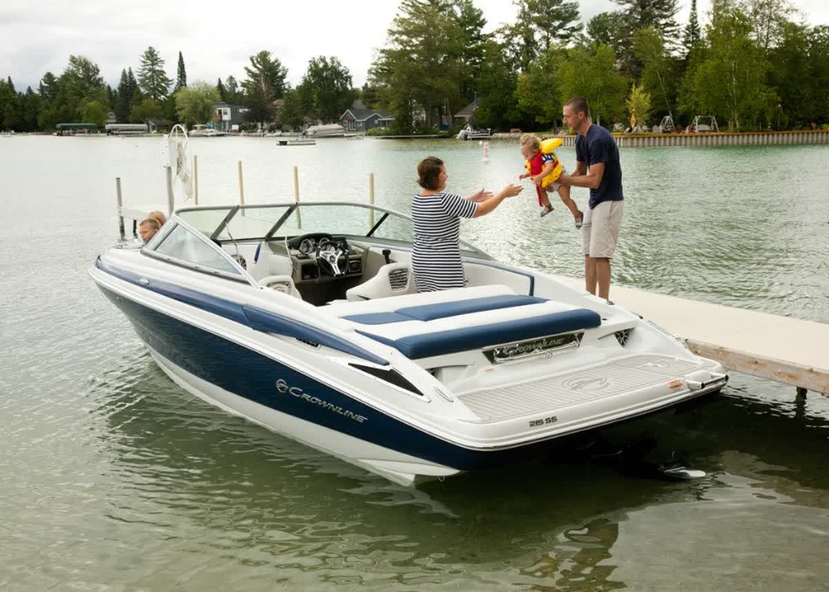 Start 'em young and start 'em on a #Crownline.