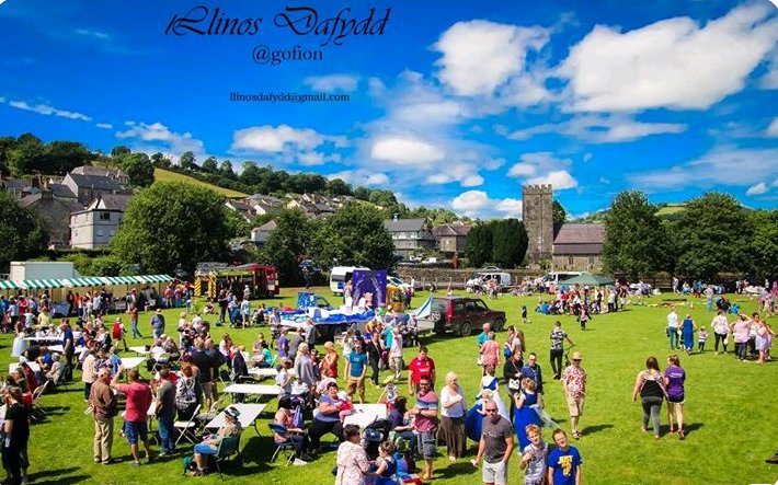 visitllandysul's tweet photo. village clean up Sunday@0830 interested in helping? Meet in the car park @830am ? Any tools will be handyMessage/text/call Gareth 07967 964761
#visitllandysul #llandysul #supportlocalbusiness #supportlocalgroups #Ceredigion #madeinllandysul #visitwales #villagecleanup https://t.co/DtmU4GNGK0