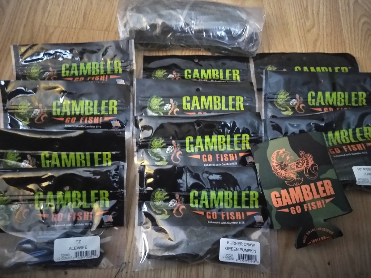 ROB_NEPA_BASSIN's tweet photo. Starting to replenish some baits for the new season! Thank you @gamblerlures for providing me with quality products and definitely for the extras!

#gamblerlures 
#gofish 
#bassfishing 
#fishing https://t.co/hD8vDPCqbG