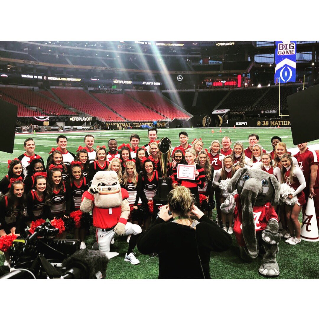 RidleyGreg's tweet photo. @UGAcheerleading @UGAAthletics @FootballUGA #UGAvsBAMA #CFPNationalChampionship #GoDawgs #GoDawgsSic’em!Woof!Woof!Woof! https://t.co/nvJM3ftz1T