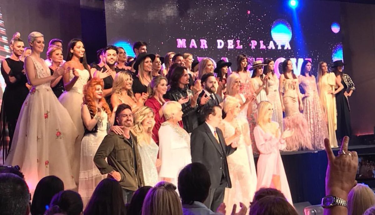 matiagoglia's tweet photo. Que lindo los tres juntos #MDQModaShow @laufer4 @balfederico @Carmen_LaLeona 💜 https://t.co/kDQgSGHLBA
