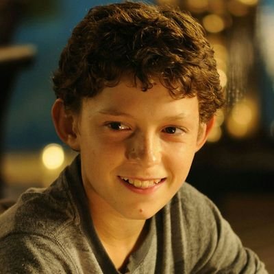 biomxgicmess_sp's tweet image. Soy casi igualito a papá cuando él era pequeño. Casi.