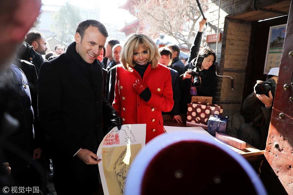 CCTV's tweet photo. French President begins China visit in ancient city 
https://t.co/zy7ARVVXTC https://t.co/n7KofAMHjl