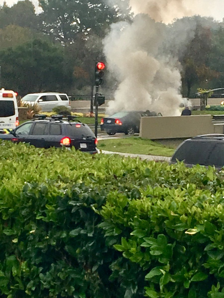 andi_elder's tweet photo. #andielder Passenger survives burning car https://t.co/EMMgY3c4pA