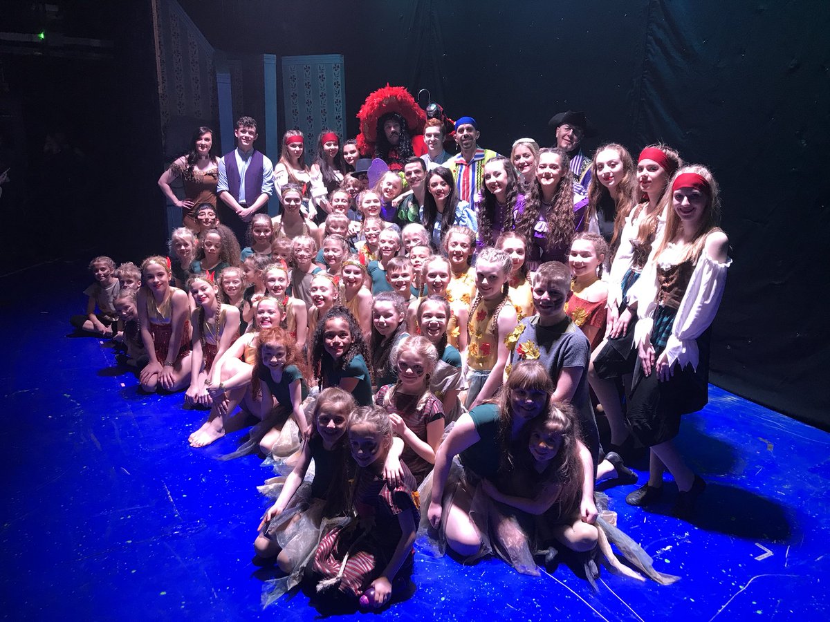 Unit17DanceUK's tweet photo. @DecoNorthampton 🌟⭐️💫✨ https://t.co/bP5iUIRsAg