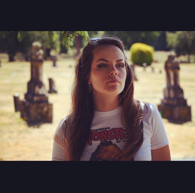 FamousMonsters's tweet photo. 💀PHOTO CONTEST💀

Want to win Famous Monsters swag &amp; get on our social media?

1) Take a photo of you in Famous Monsters swag
2) Tag @famousmonsters &amp; #famousmonsters

We’ll retweet &amp; whoever gets the most likes by Sunday wins! Enter on FB &amp; IG too! (Rules may differ)

#horror https://t.co/WAyepsXTcI