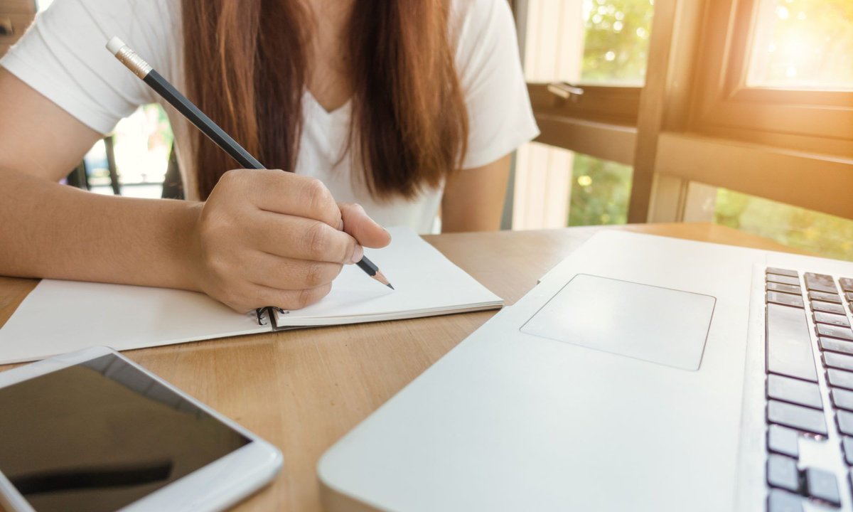 studyhacks's tweet image. I managed to study smart and ace university and YOU CAN DO IT TOO. Do you want to? buff.ly/2EcOZUw
#Studysmart #studyhacks #simple #study #exam #university #colle