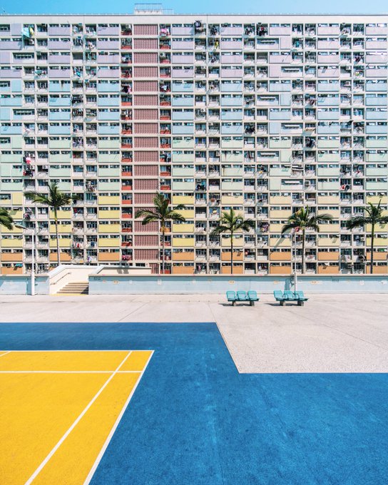 Admiring the colors of Hong Kong.   #stayandwander https://t.co/Fg9i3EFFKI<a href="/tag/stayandwander"class="tags">#stayandwander</a>